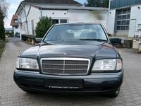 Gebraucht Mercedes C180 122 PS (89 kW) 1995 Andere farben Limousine