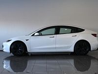 Gebraucht Tesla Model 3 366 kW (498 PS) 2024 Pearl white multicoat Limousine