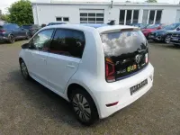 Gebraucht VW e-up! Style 61 kW (83 PS) 2021 Weiss Kleinwagen