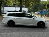 Gebraucht VW Passat 150 PS (110 kW) 2019 Weiß Kombi