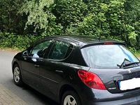 Gebraucht Peugeot 207 73 PS (53 kW) 2009 Schwarz Kleinwagen