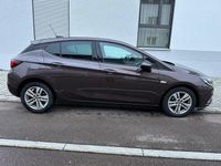 Gebraucht Opel Astra Active 110 PS (80 kW) 2017 Braun Limousine