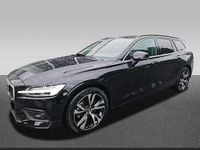 Gebraucht Volvo V60 145 PS (106 kW) 2025 Kombi