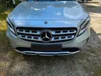 Usata Mercedes GLA200 156 CV (114 kW) 2020 Argento SUV
