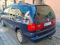 Gebraucht VW Sharan 125 PS (91 kW) 2002 Blau Van / Kleinbus