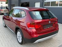 Gebraucht BMW X1 xLine 143 PS (105 kW) 2011 Rot SUV