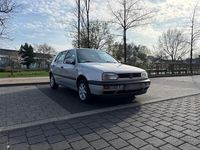 Gebraucht VW Golf III 90 PS (66 kW) 1993 Silber Kleinwagen