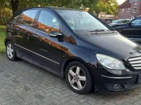 Gebraucht Mercedes E200 193 PS (141 kW) 2005 Schwarz Kombi