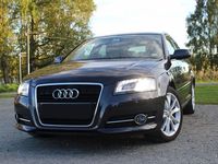 Gebraucht Audi A3 Sportback Attraction 105 PS (77 kW) 2011 Grau metallic Kleinwagen