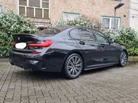 gebraucht BMW 318 d M.Sport(M4), PANO,CAM,VIRTUAL,ASSITANT,Vol