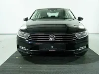 Gebraucht VW Passat Comfortline 150 PS (110 kW) 2019 Deep black (metallic) Limousine