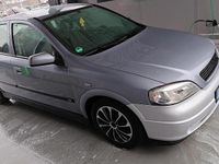 Gebraucht Opel Astra 103 PS (75 kW) 2004 Silber Limousine