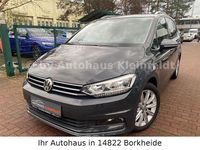 Gebraucht VW Touran Highline 150 PS (110 kW) 2019 Grau Van / Kleinbus