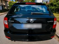 Gebraucht Skoda Superb Ambition 125 PS (91 kW) 2014 Schwarz Kombi