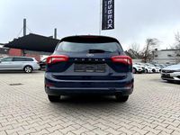 Gebraucht Ford Focus Trend 101 PS (74 kW) 2020 Blazer blau Kombi