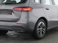 Gebraucht Mercedes B200 Progressive 150 PS (110 kW) 2025 Grau Kleinwagen