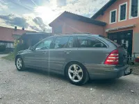 Second-hand Mercedes C220 150 CP (110 kW) 2004 Albastru Break