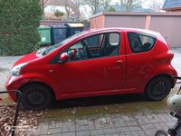 Gebraucht Toyota Aygo 67 PS (49 kW) 2008 Rot Kleinwagen