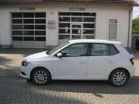 Gebraucht Skoda Fabia Cool Edition 60 PS (44 kW) 2016 Moonweiss metallic Kleinwagen