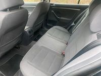 Gebraucht VW Golf IV 75 PS (55 kW) 2005 Schwarz Kleinwagen