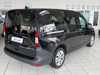 Gebraucht VW Caddy Maxi 122 PS (89 kW) 2023 Schwarz Van / Kleinbus