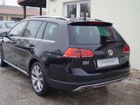 Gebraucht VW Golf Alltrack 150 PS (110 kW) 2016 Deep black perleffekt Kombi