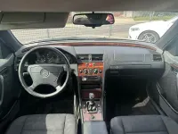 Gebraucht Mercedes C250 Elegance 150 PS (110 kW) 1996 Gold Limousine