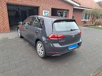 Gebraucht VW Golf 100 kW (136 PS) 2020 Grau Limousine