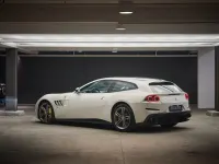 Gebraucht Ferrari GTC4Lusso 689 PS (506 kW) 2016 Weiß Kombi