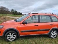 Gebraucht Lada Kalina 87 PS (63 kW) 2017 Orange Kleinwagen