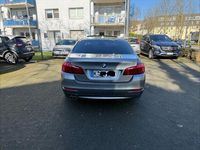 Gebraucht BMW 520 190 PS (139 kW) 2016 Grau Limousine