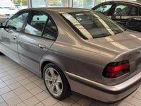 Gebraucht BMW 523 170 PS (125 kW) 2000 Grau Limousine