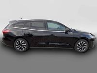 Używany Ford Focus Titanium 125 KM (91 kW) 2024 Czarny Kombi