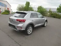 Second-hand VW T-Roc IQ Drive 150 CP (110 kW) 2024 Argintiu SUV