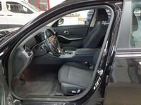 Gebraucht BMW 320 Advantage 190 PS (139 kW) 2022 Schwarz uni Kombi