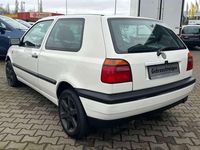 Gebraucht VW Golf III 75 PS (55 kW) 1995 Weiß Kleinwagen
