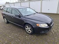Gebraucht Volvo V70 Momentum 163 PS (119 kW) 2011 Schwarz Kombi