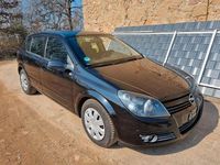 Gebraucht Opel Astra 90 PS (66 kW) 2004 Schwarz Limousine