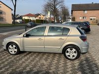 Gebraucht Opel Astra Edition 116 PS (85 kW) 2009 Grau Kleinwagen