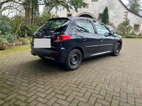 Gebraucht Peugeot 206+ 60 PS (44 kW) 2009 Grau Kleinwagen