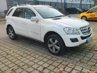 Gebraucht Mercedes ML320 226 PS (166 kW) 2009 Weiß SUV