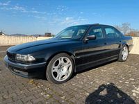 Gebraucht BMW 725 196 PS (144 kW) 1996 Schwarz Limousine
