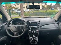 Gebraucht Hyundai i10 Edition 69 PS (50 kW) 2013 Schwarz Kleinwagen