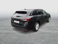 Neu Skoda Superb Selection 193 PS (141 kW) 2026 Ebony schwarz metallic Kombi