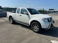 Gebraucht Nissan Navara SE 171 PS (125 kW) 2009 Weiß Pickup