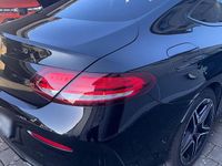 Gebraucht Mercedes C200 AMG 184 PS (135 kW) 2020 Schwarz Coupé