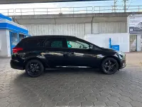 Gebraucht Ford Focus Titanium 101 PS (74 kW) 2015 Schwarz Kombi