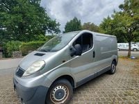 Gebraucht Opel Vivaro 115 PS (84 kW) 2007 Silber Van / Kleinbus