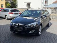 Gebraucht Opel Astra 140 PS (102 kW) 2011 Schwarz Limousine