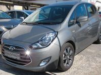 Gebraucht Hyundai i20 Space Plus 125 PS (91 kW) 2018 Grau Van / Kleinbus